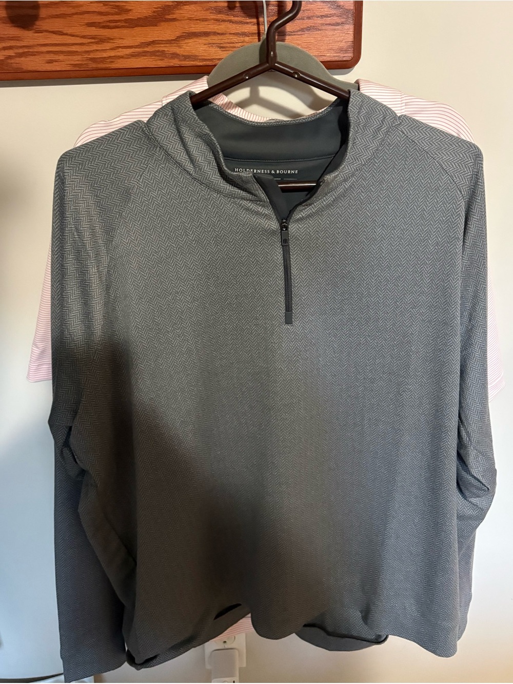 Holderness and Bourne Gray Quarter-Zip - The Monroe - XL